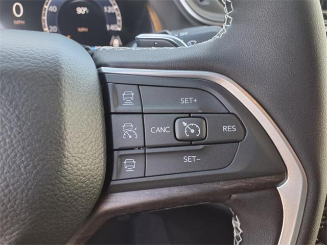 new 2025 Jeep Grand Cherokee car, priced at $43,805