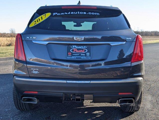 used 2017 Cadillac XT5 car, priced at $17,999