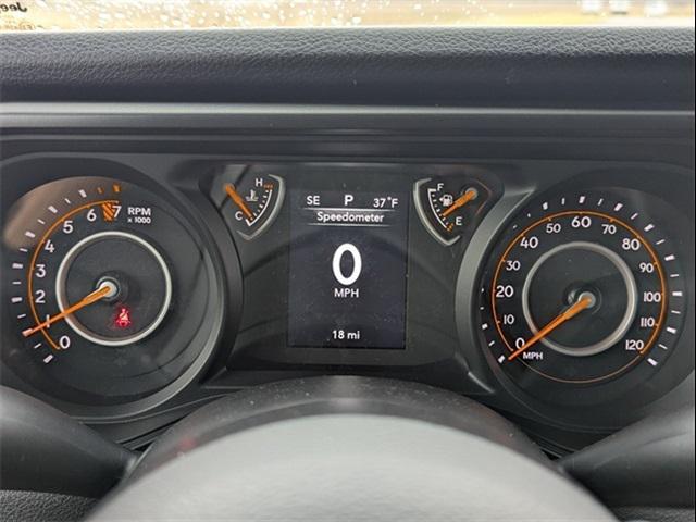 new 2025 Jeep Gladiator car, priced at $40,460