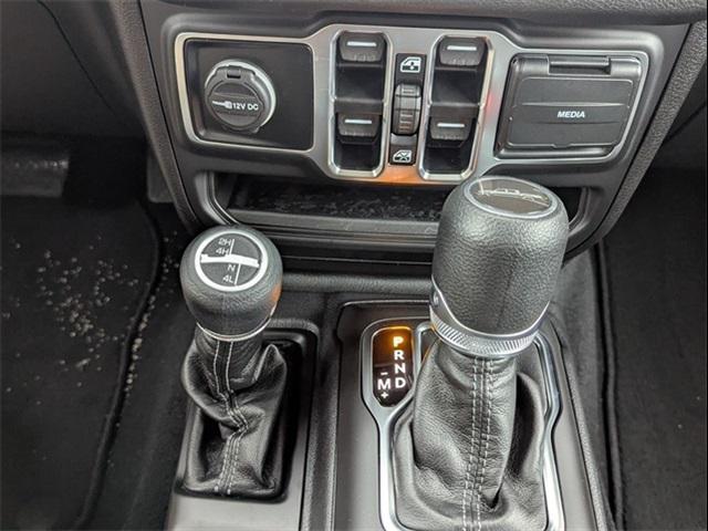 new 2025 Jeep Gladiator car, priced at $40,460