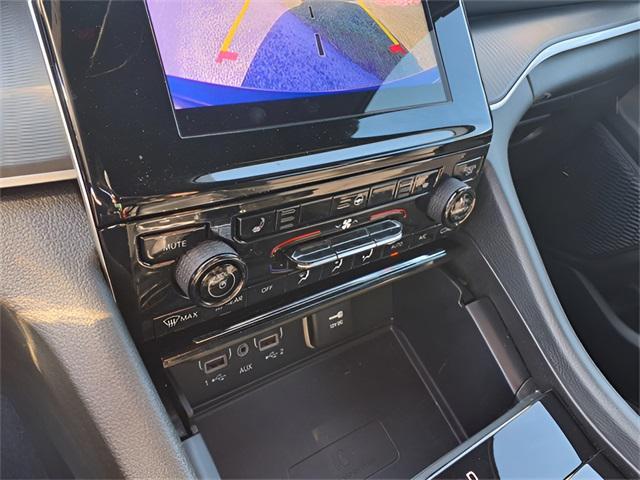 used 2024 Jeep Grand Cherokee car, priced at $33,629