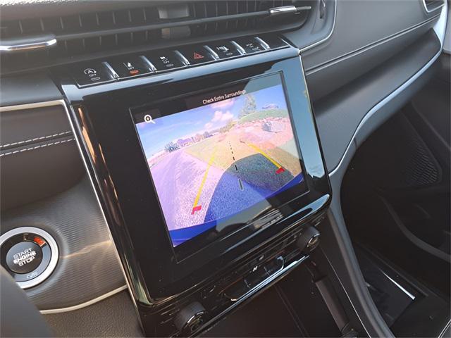 used 2024 Jeep Grand Cherokee car, priced at $33,629