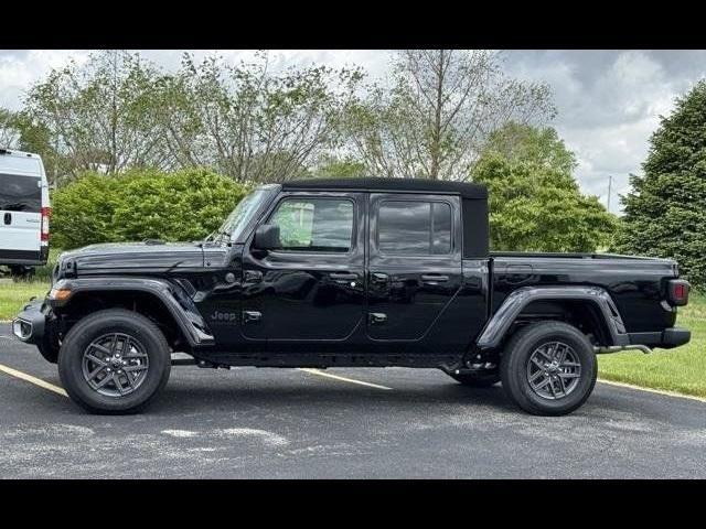 new 2024 Jeep Gladiator car, priced at $35,892