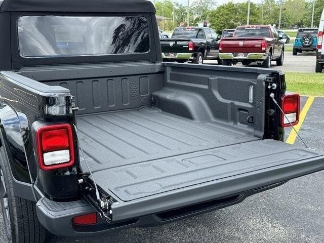 new 2024 Jeep Gladiator car, priced at $35,892