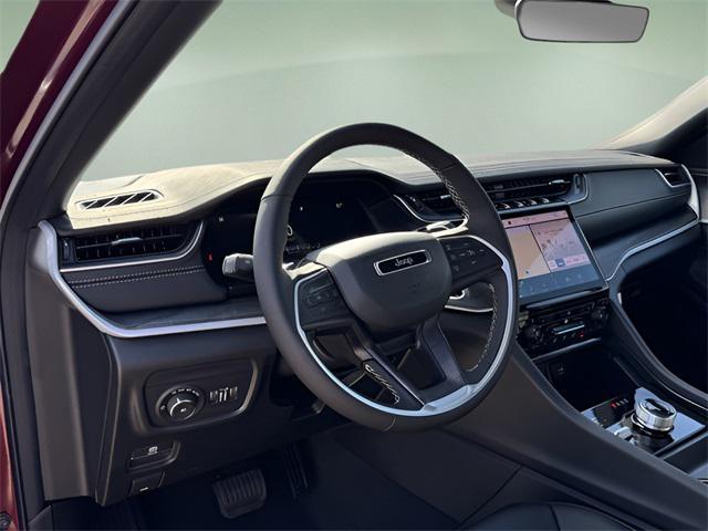 new 2025 Jeep Grand Cherokee car, priced at $43,398