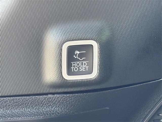 new 2025 Jeep Grand Cherokee car, priced at $43,398