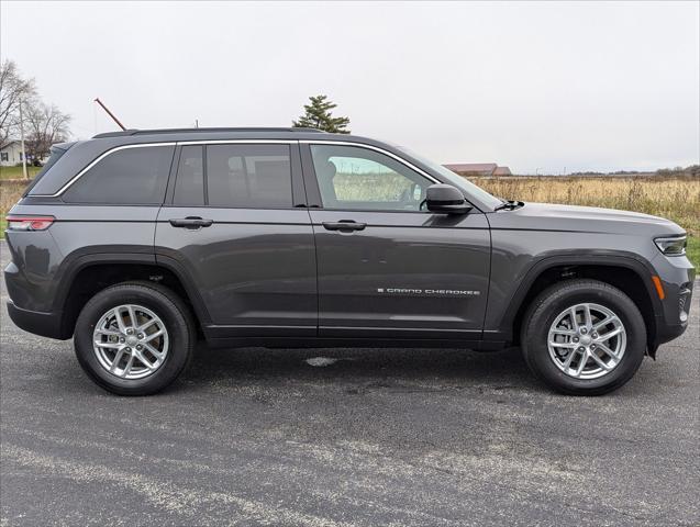 new 2025 Jeep Grand Cherokee car, priced at $39,345