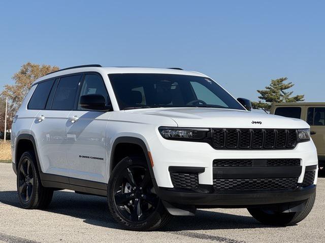 new 2025 Jeep Grand Cherokee L car, priced at $44,590