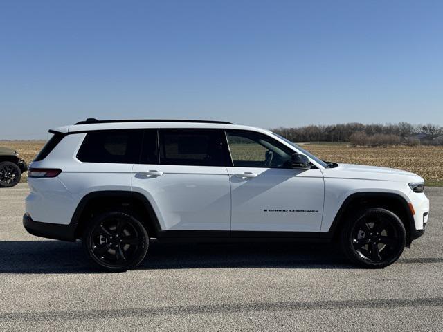 new 2025 Jeep Grand Cherokee L car, priced at $44,590