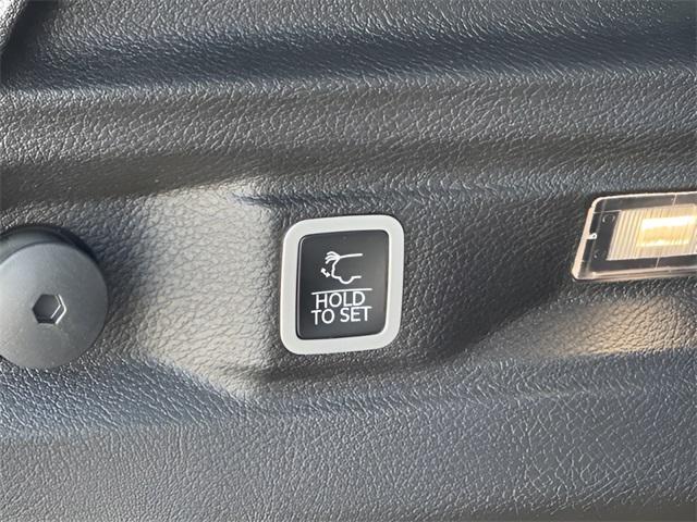 new 2025 Jeep Grand Cherokee L car, priced at $44,607