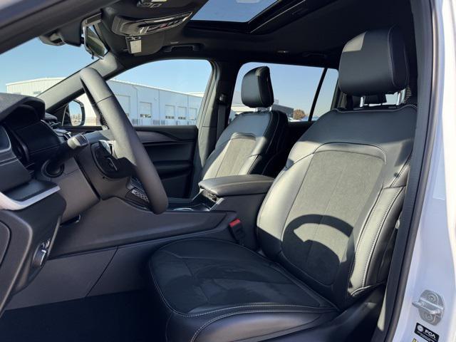 new 2025 Jeep Grand Cherokee L car, priced at $44,590