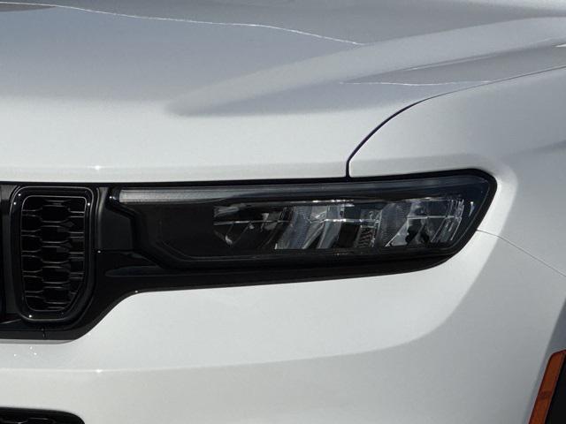 new 2025 Jeep Grand Cherokee L car, priced at $44,590