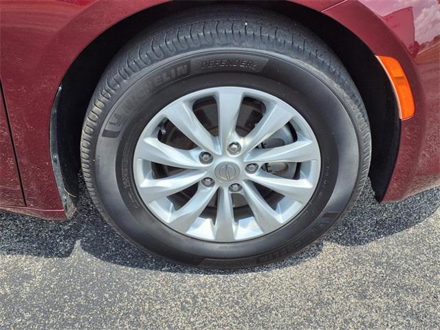 used 2019 Chrysler Pacifica car, priced at $15,249