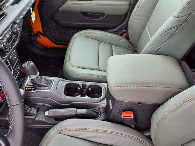 new 2025 Jeep Gladiator car, priced at $52,814