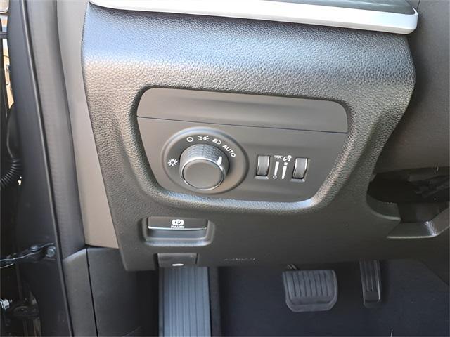 new 2025 Jeep Grand Cherokee L car, priced at $44,472