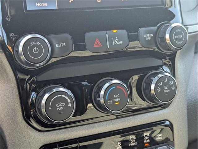 new 2025 Ram 1500 car, priced at $39,912