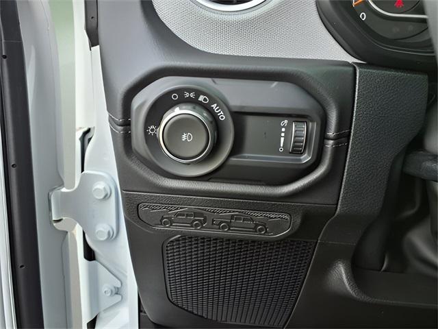 new 2025 Jeep Wrangler car, priced at $45,509