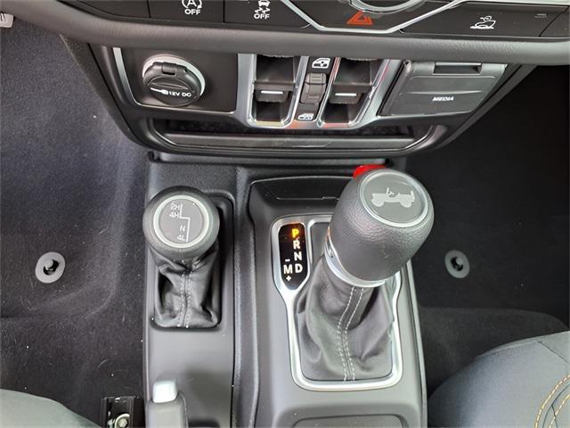 new 2025 Jeep Wrangler car, priced at $45,509