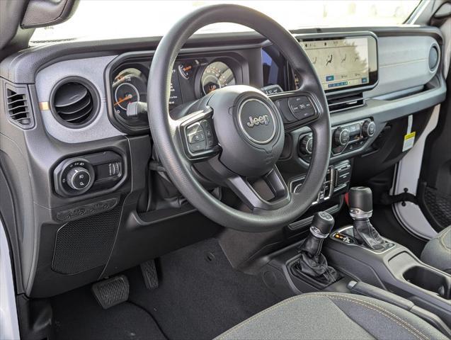 new 2025 Jeep Gladiator car, priced at $40,693