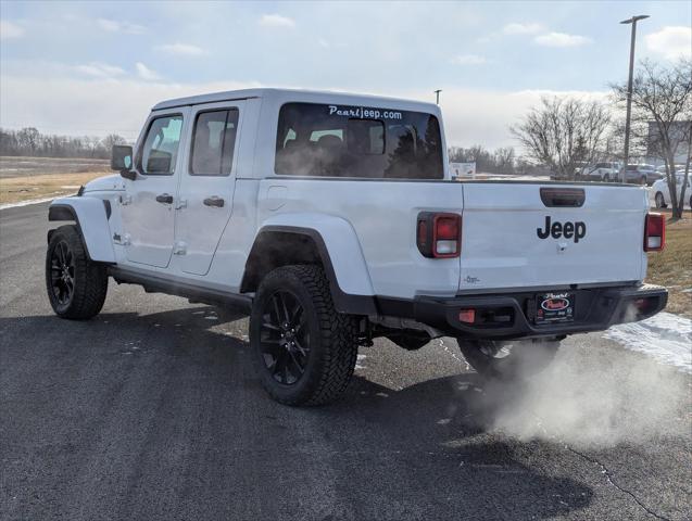 new 2025 Jeep Gladiator car, priced at $40,693