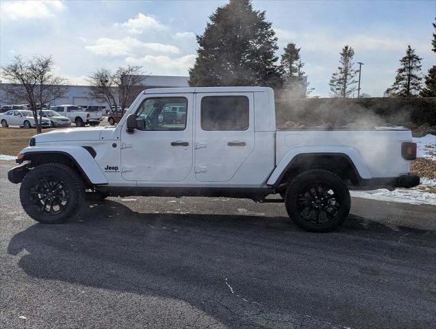 new 2025 Jeep Gladiator car, priced at $40,693