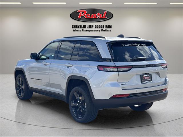 new 2025 Jeep Grand Cherokee car, priced at $42,072