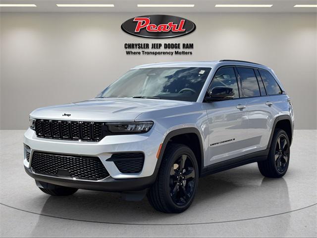 new 2025 Jeep Grand Cherokee car, priced at $42,072