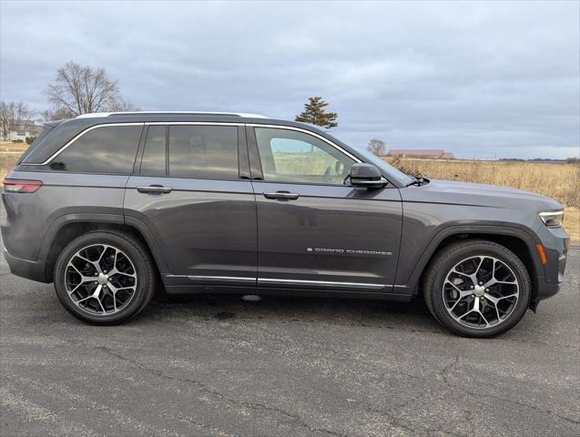 used 2024 Jeep Grand Cherokee car, priced at $55,000