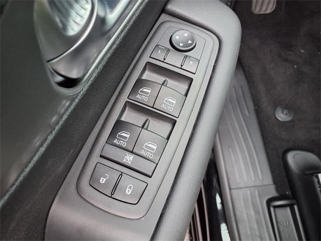 new 2026 Chrysler Pacifica car, priced at $42,471