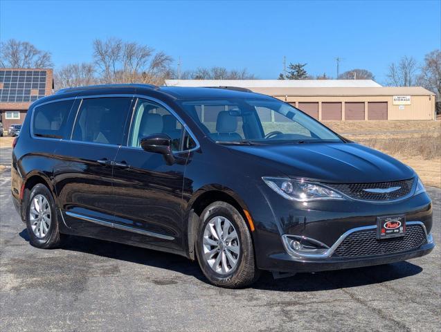 used 2018 Chrysler Pacifica car, priced at $14,621