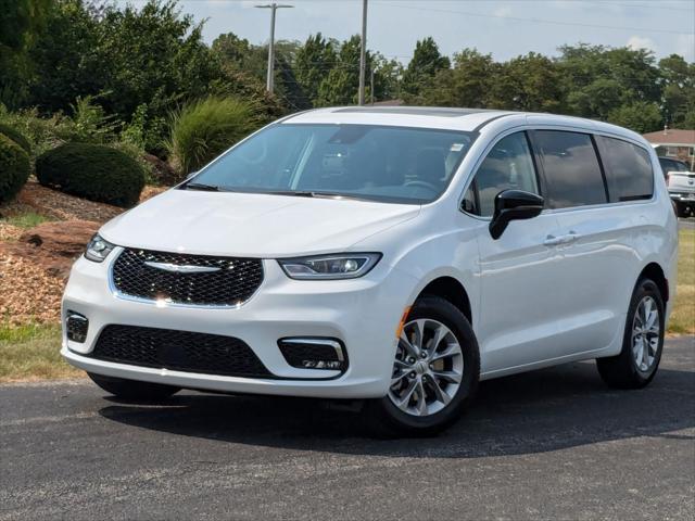 new 2024 Chrysler Pacifica car, priced at $40,918