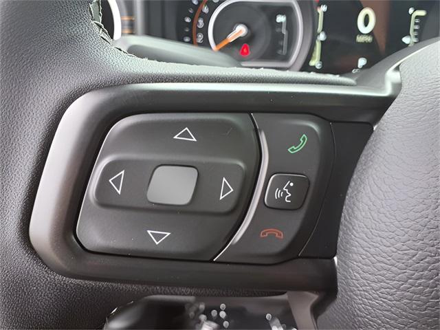 new 2025 Jeep Gladiator car, priced at $42,604