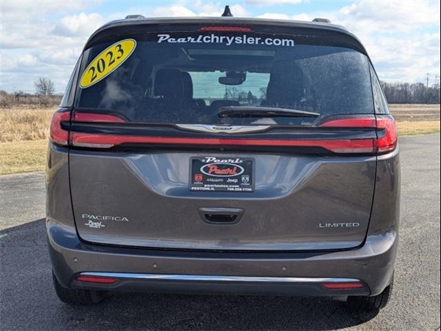 used 2023 Chrysler Pacifica car, priced at $28,854