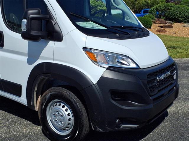 new 2025 Ram ProMaster 2500 car, priced at $47,935