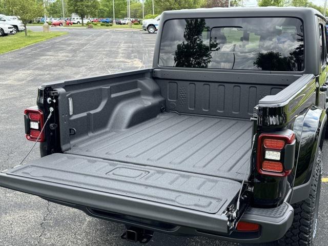 new 2024 Jeep Gladiator car, priced at $45,308