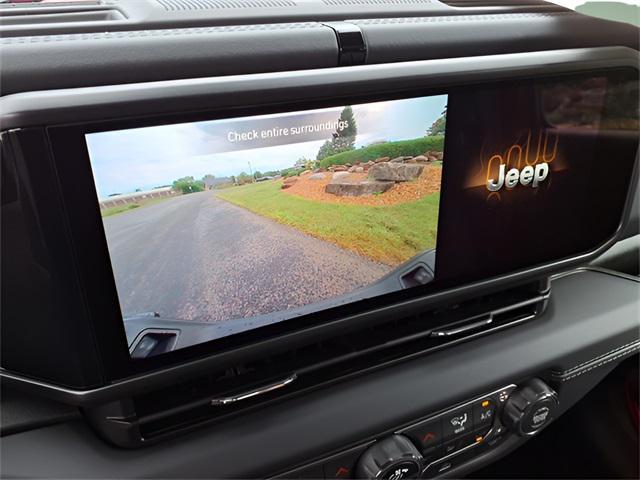 new 2025 Jeep Gladiator car, priced at $42,621