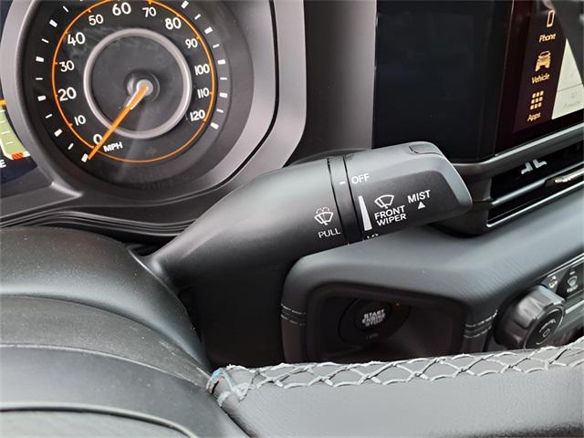 new 2025 Jeep Gladiator car, priced at $42,621