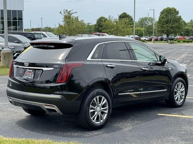 used 2022 Cadillac XT5 car, priced at $27,999