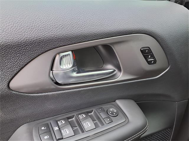 new 2026 Chrysler Pacifica car, priced at $46,032
