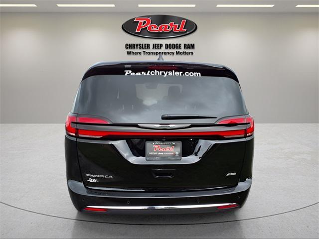 new 2026 Chrysler Pacifica car, priced at $46,032