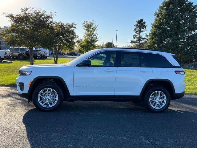 new 2025 Jeep Grand Cherokee car, priced at $39,926