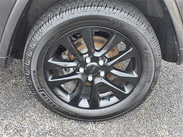 used 2019 Jeep Grand Cherokee car, priced at $16,531
