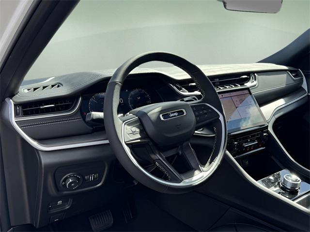 new 2025 Jeep Grand Cherokee car, priced at $46,568