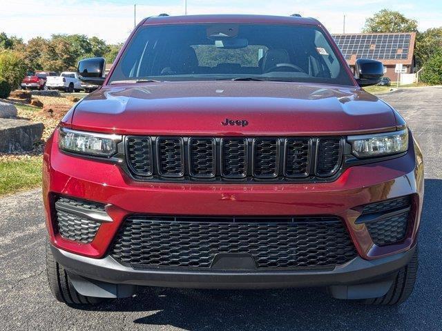 new 2025 Jeep Grand Cherokee car, priced at $44,101