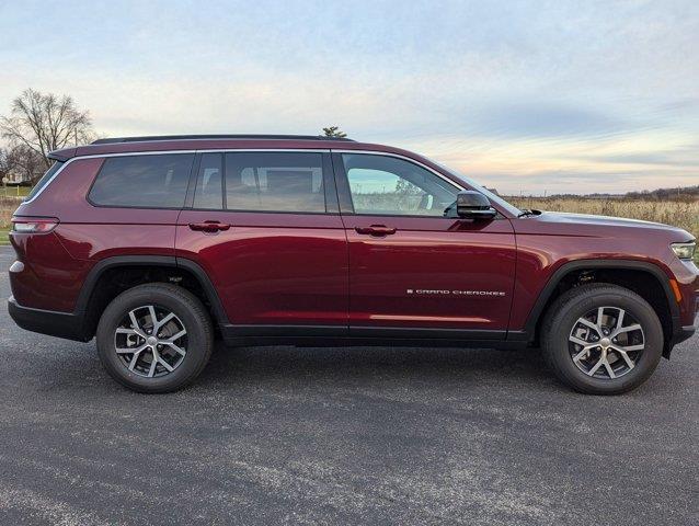 new 2025 Jeep Grand Cherokee L car, priced at $49,926