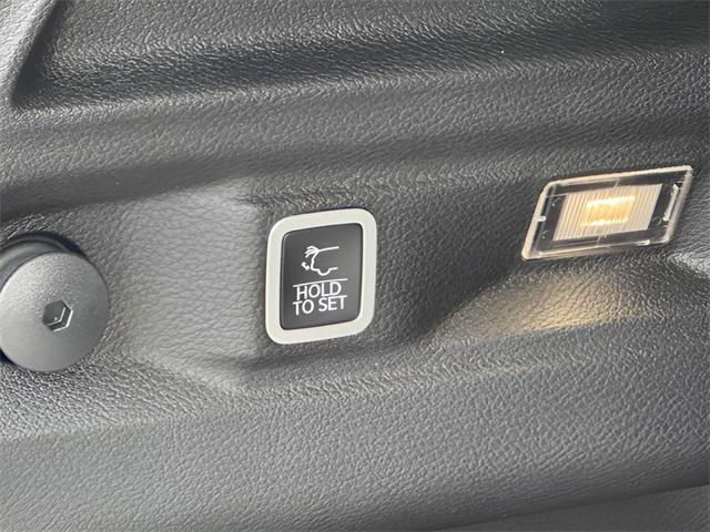 new 2025 Jeep Grand Cherokee L car, priced at $40,597