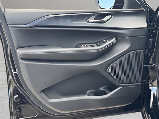 new 2025 Jeep Grand Cherokee L car, priced at $40,597