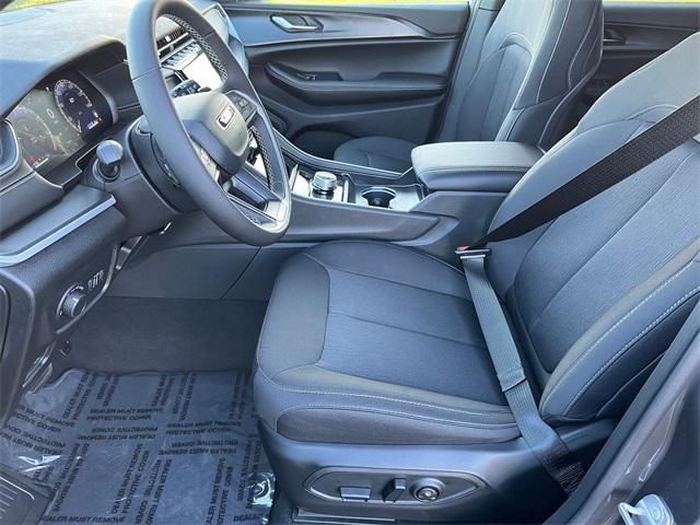new 2025 Jeep Grand Cherokee L car, priced at $41,026