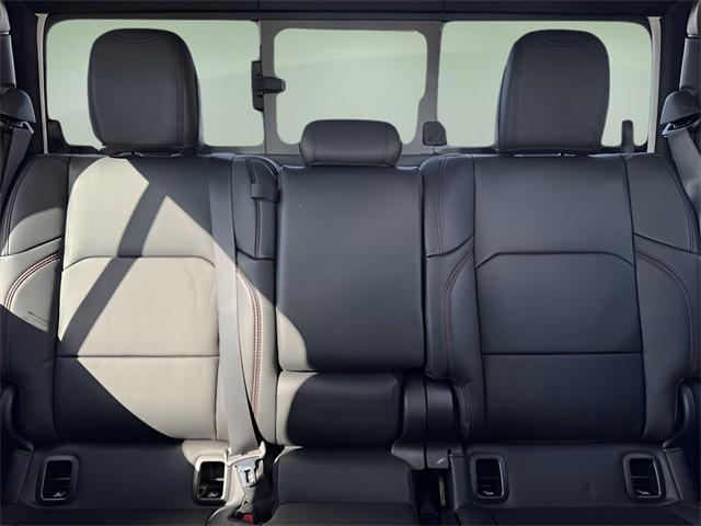 new 2025 Jeep Gladiator car, priced at $53,678