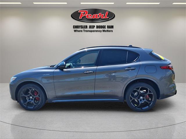 used 2022 Alfa Romeo Stelvio car, priced at $25,999
